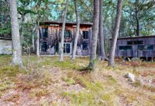 Property listing photograph