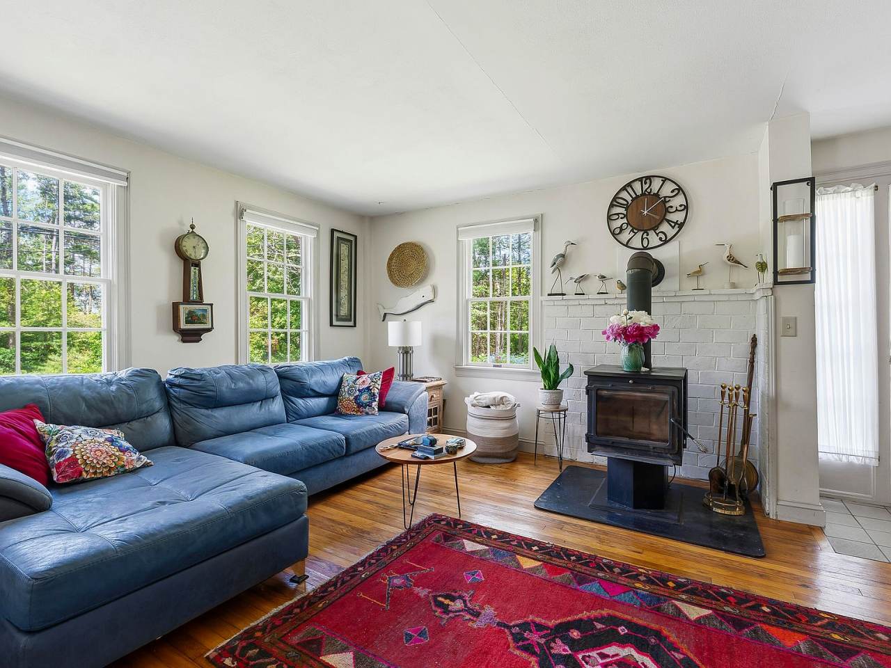 Property listing photograph