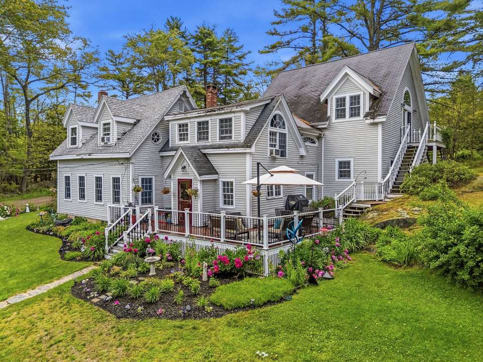 Property listing photograph