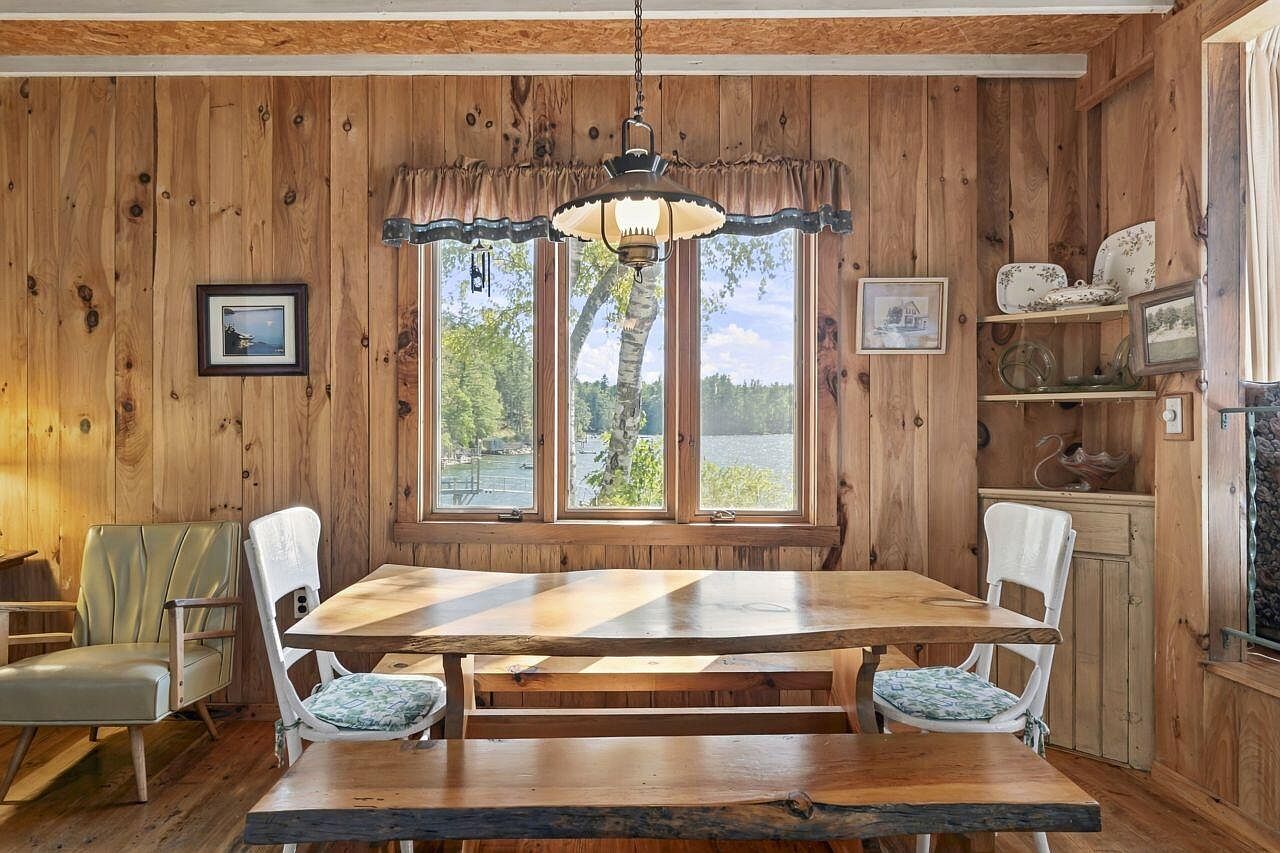 Property listing photograph