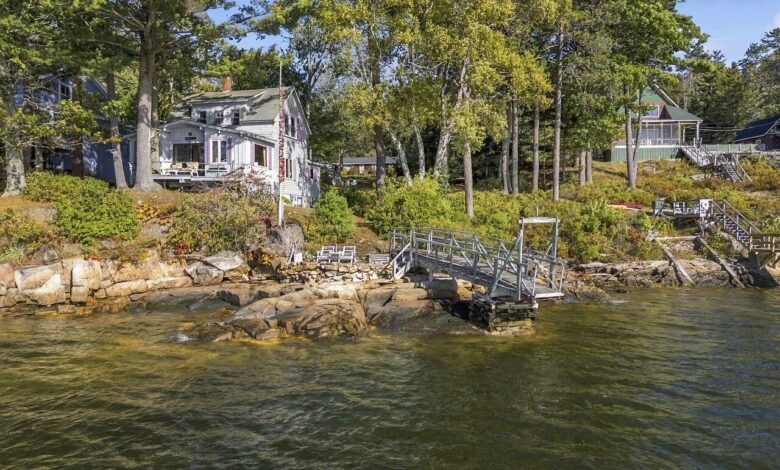 Property listing photograph