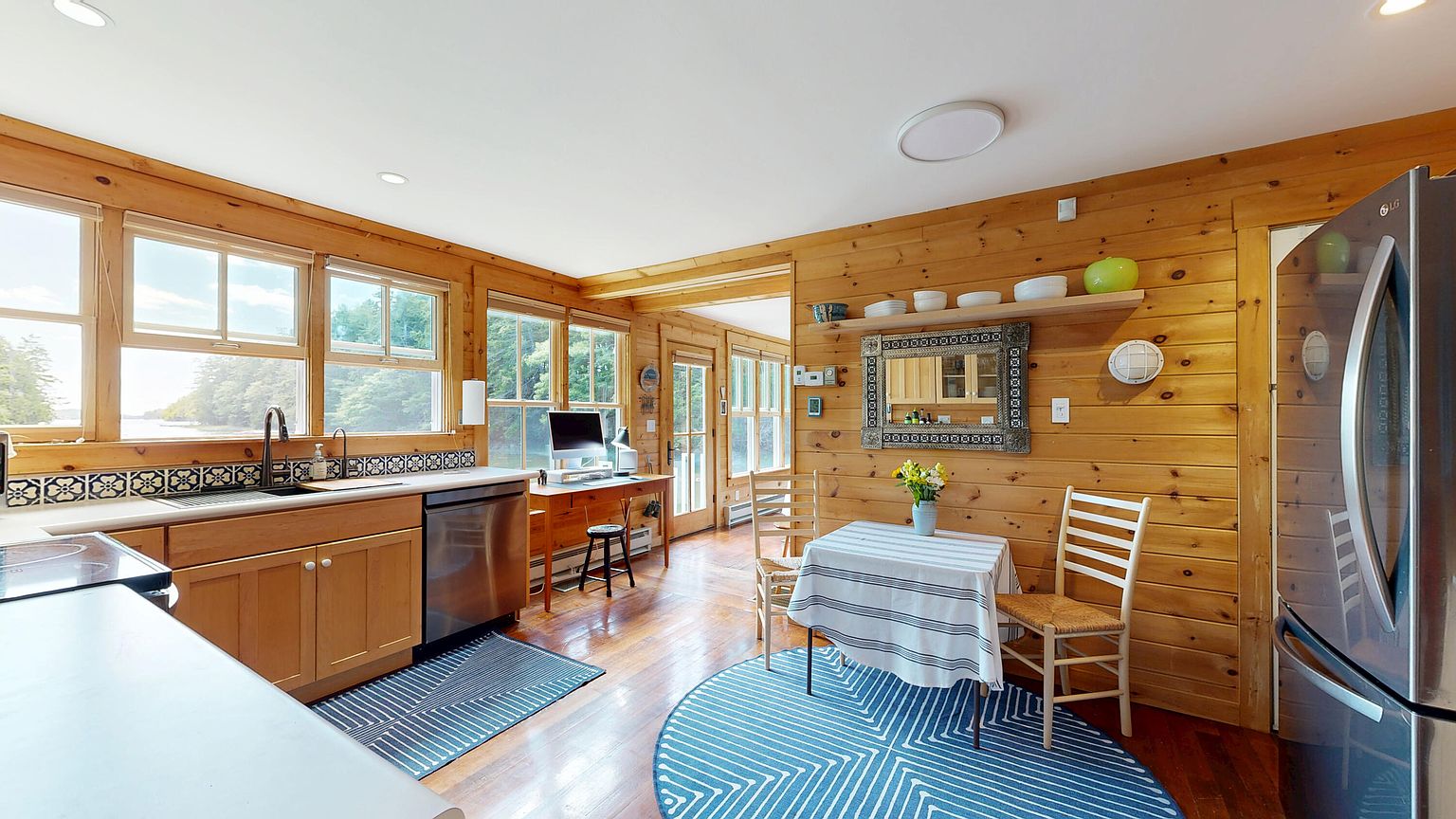 Property listing photograph