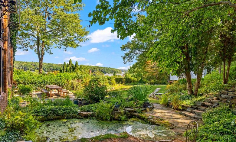 Property listing photograph