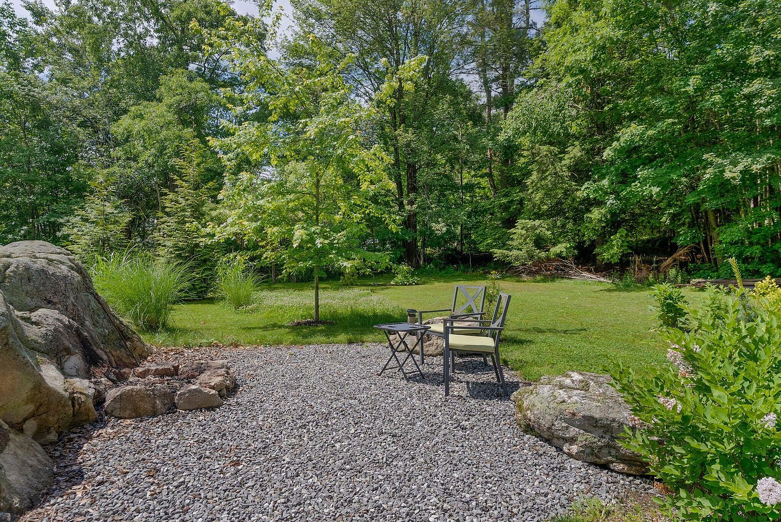 Property listing photograph