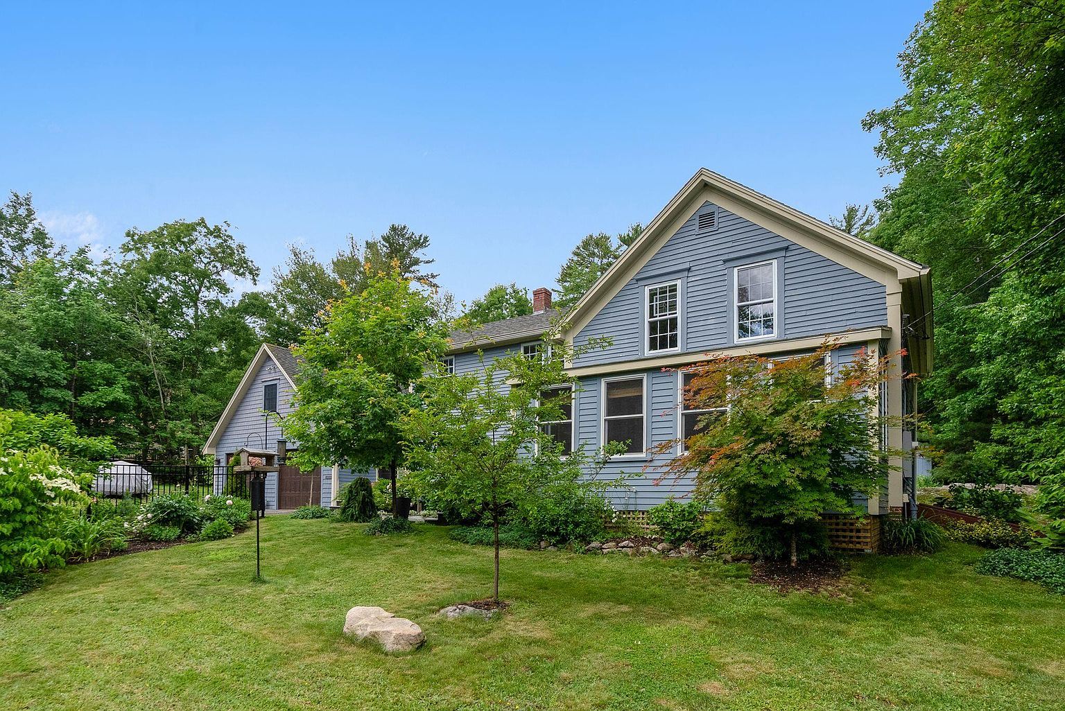 Property listing photograph