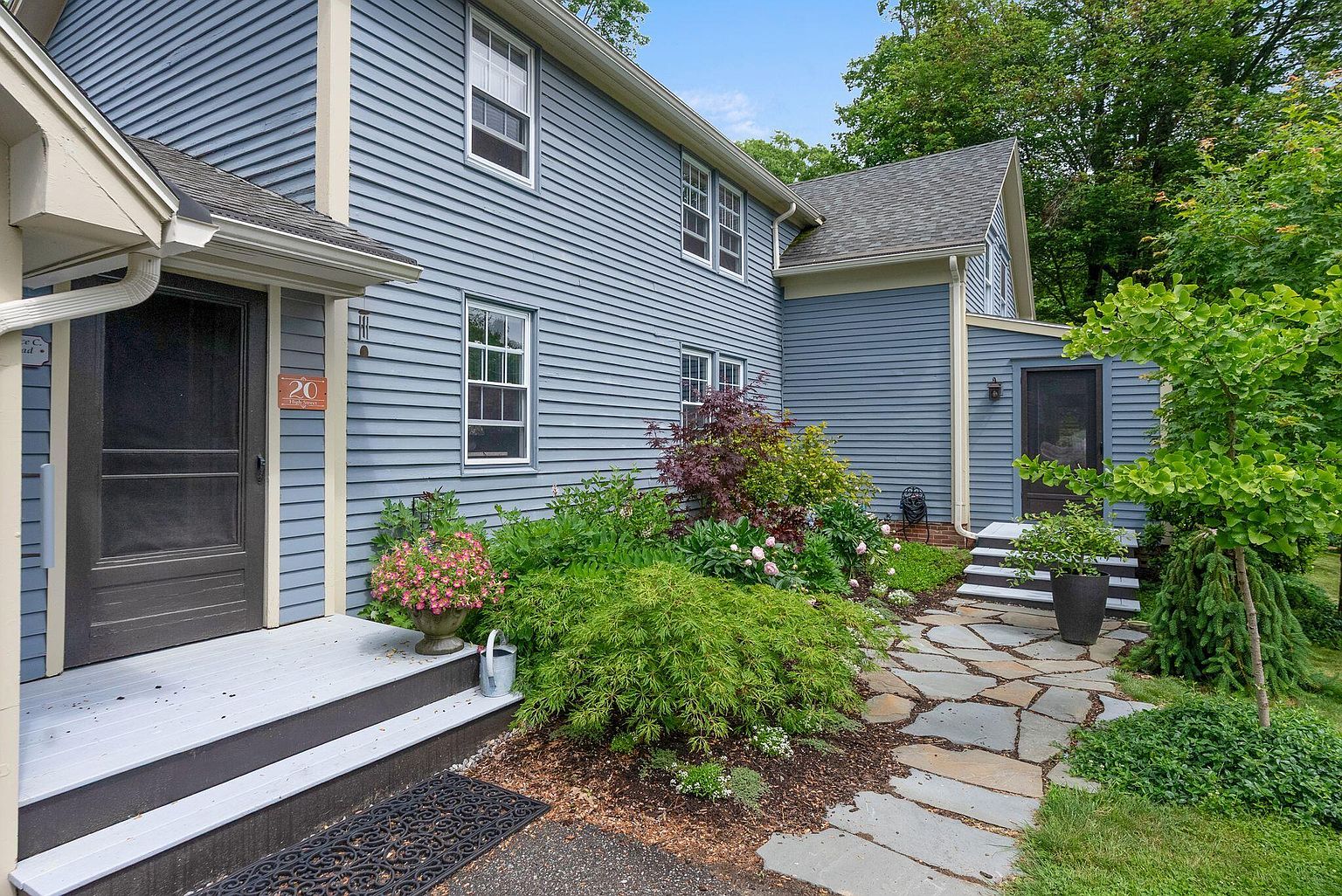 Property listing photograph