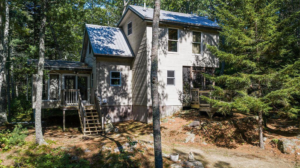 Property listing photograph