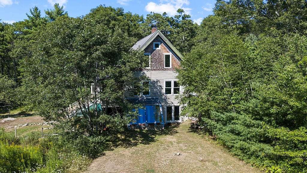 Property listing photograph