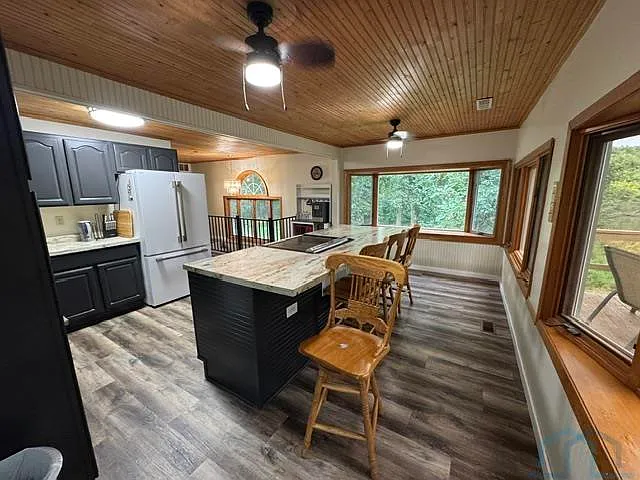 Property photo: 120 Country Club Dr, Humboldt, IA 50548