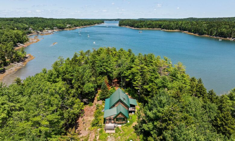 Property listing photograph